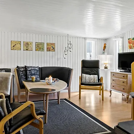 Stunning In With Kitchen * Asnæs