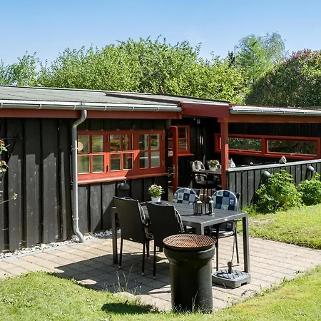 Stunning In With Kitchen Semesterbostad *